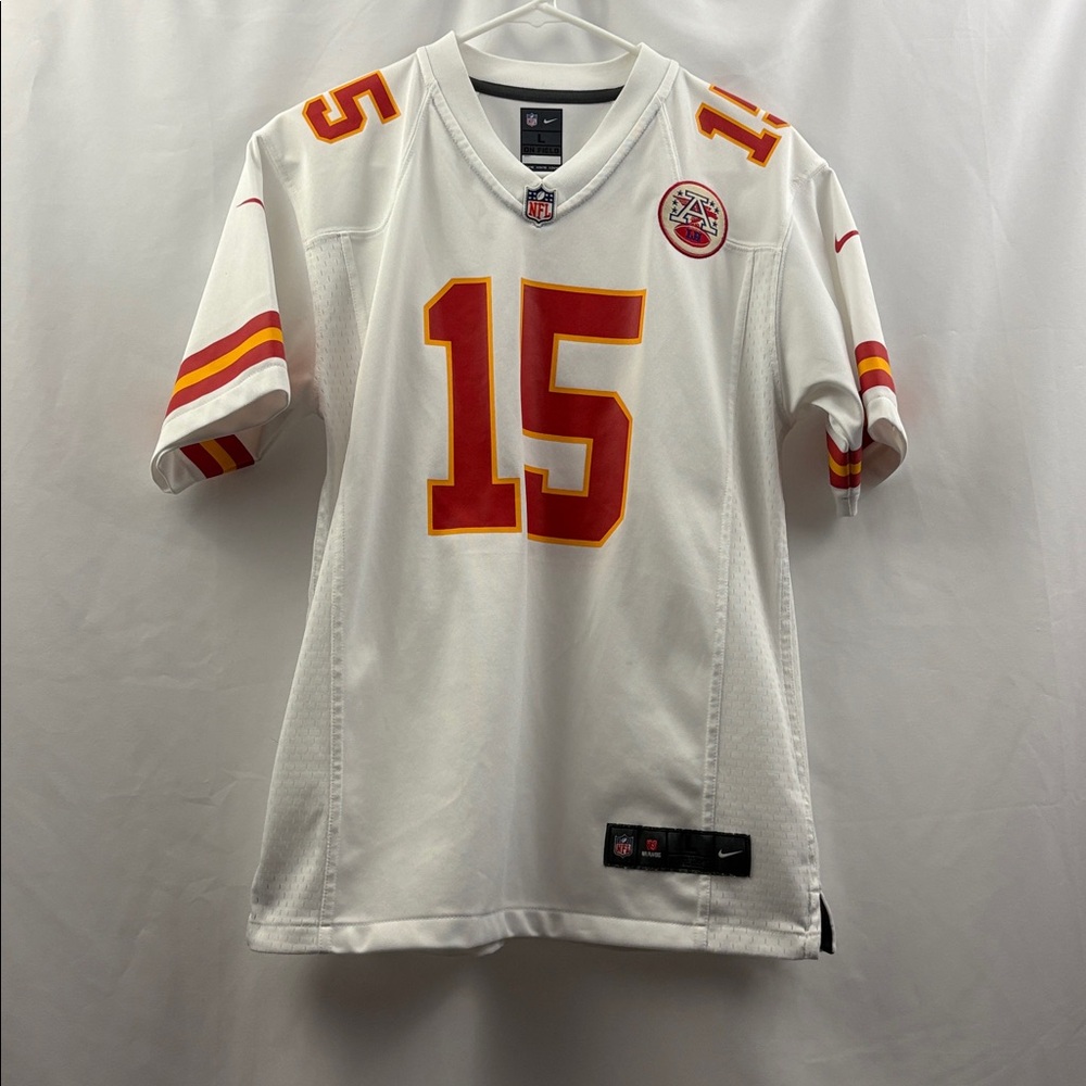 Nike Kansas City Chiefs Patrick Mahomes Jersey Youth L White NFL Football 14/16